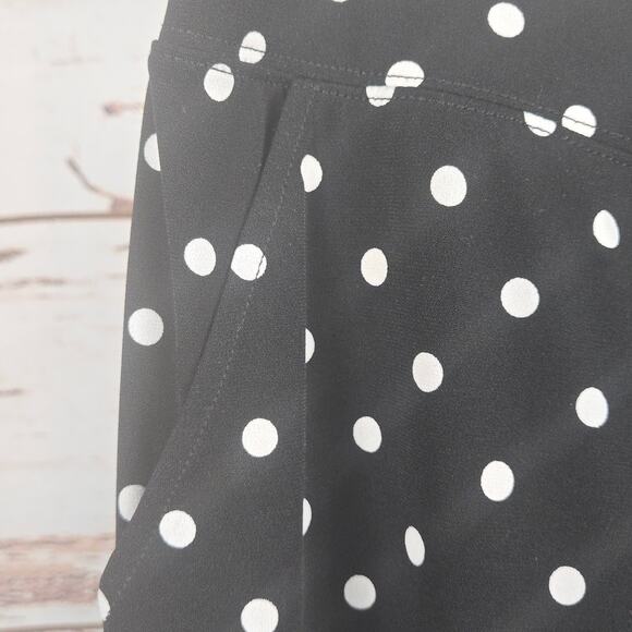 D & Co Wide Leg Pull On Cropped Pant Black White Polkadot Size Large - Picture 5 of 8